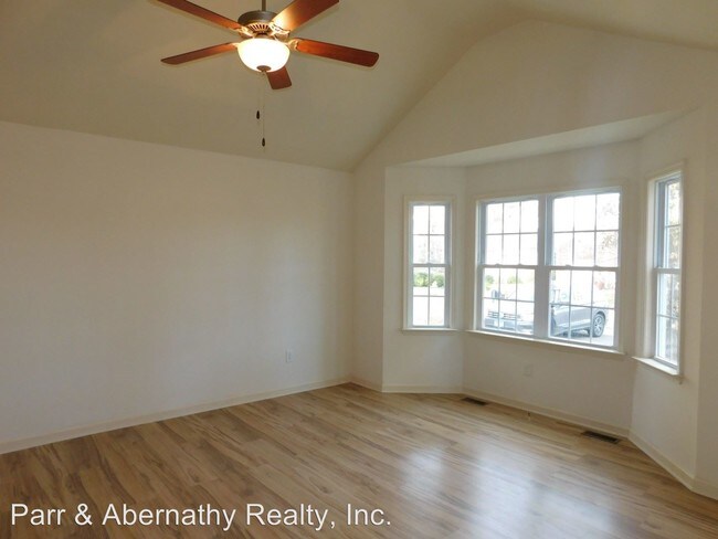 Building Photo - 4 br, 2.5 bath House - 132 Lakeside Avenue
