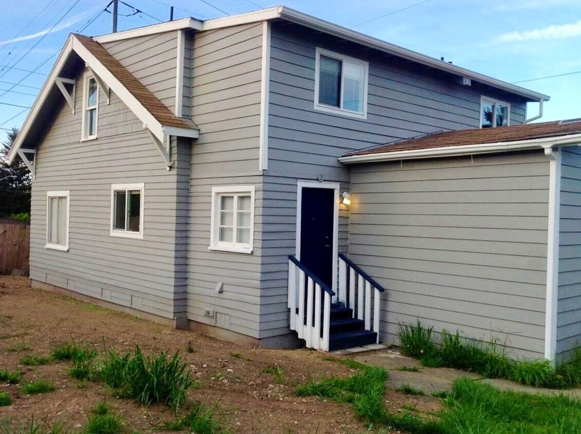 Primary Photo - 755 N 105th St