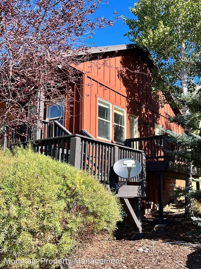 Building Photo - 2 br, 2 bath House - 359 Keetley Station C...