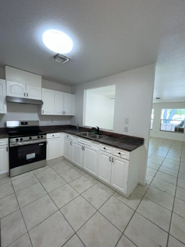 Foto del edificio - 1010-1012-1012 NW 3rd Ave