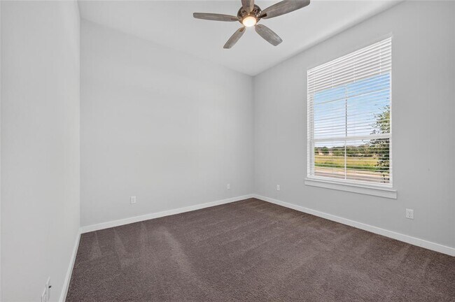 Foto del edificio - 1330 Stone Manor Trail