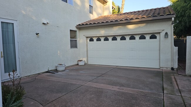 Photo - 5012 Crest Dr House