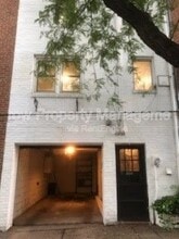 Building Photo - 2511 Pine St