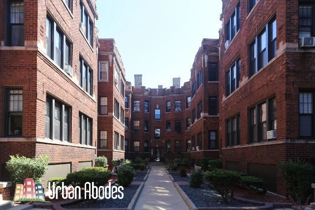 Building Photo - 4414 N Wolcott Ave