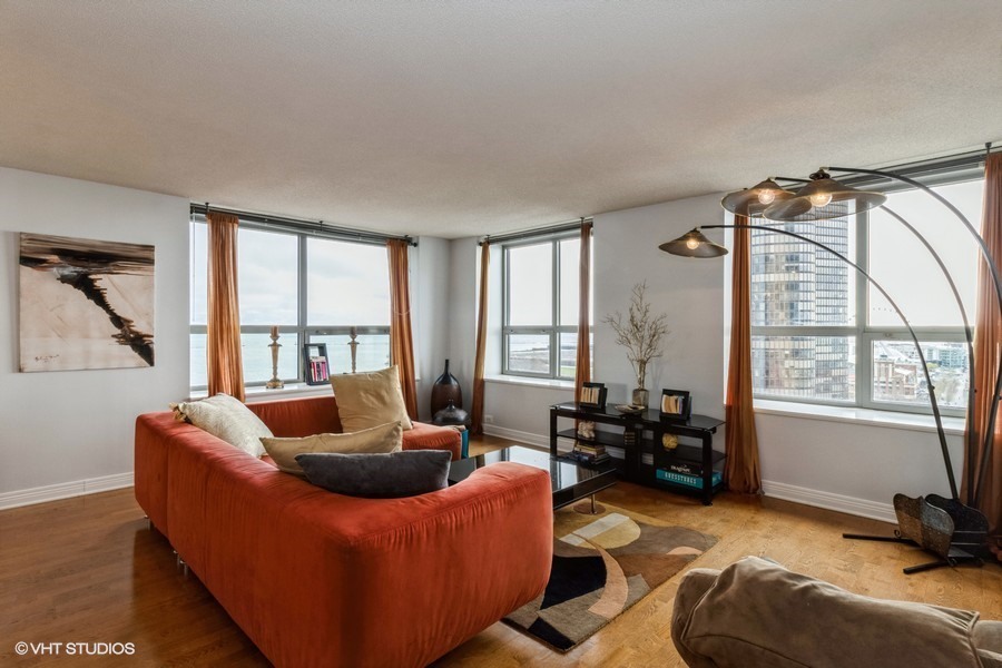 Foto principal - 474 N Lake Shore Dr