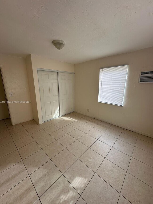 Foto del edificio - 756 NW 5th St