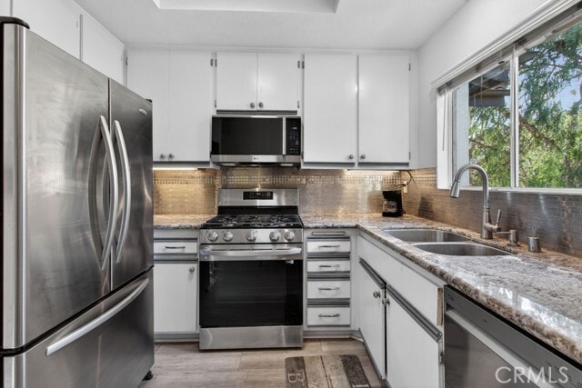 Building Photo - 30902 Club House Dr