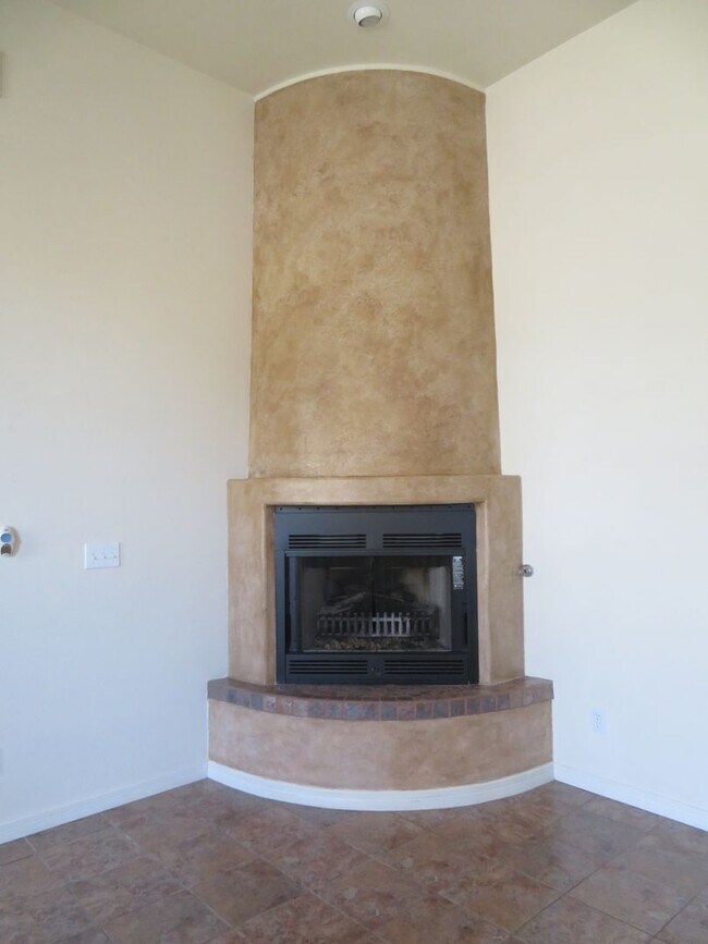 Foto del edificio - 2 Bedroom, 2 Bath Home for Rent