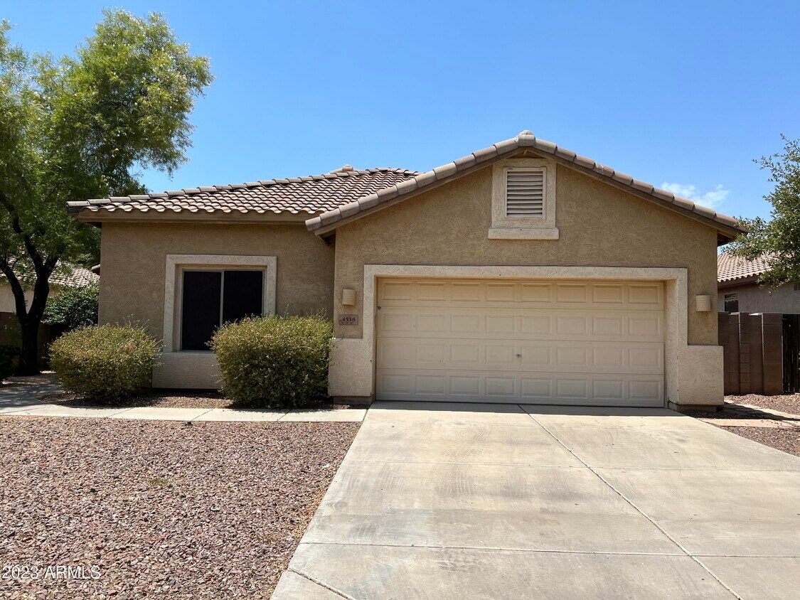 Foto principal - 4538 N 129th Ave