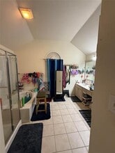 Building Photo - 1619 Mineral Springs Dr