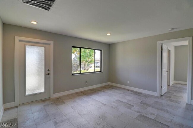 Foto del edificio - 4032 SW 2nd Ave