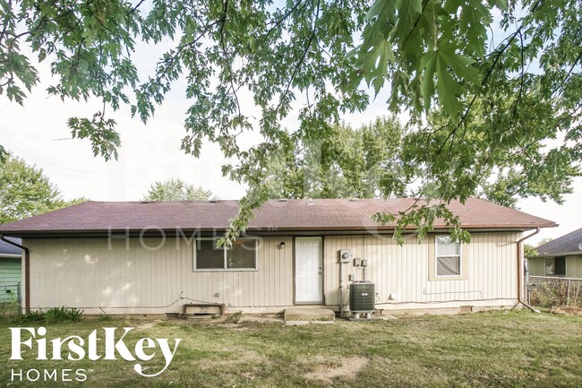 Building Photo - 9621 Meadowlark Dr