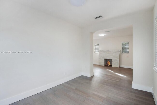 Foto del edificio - 522 NW 47th Terrace