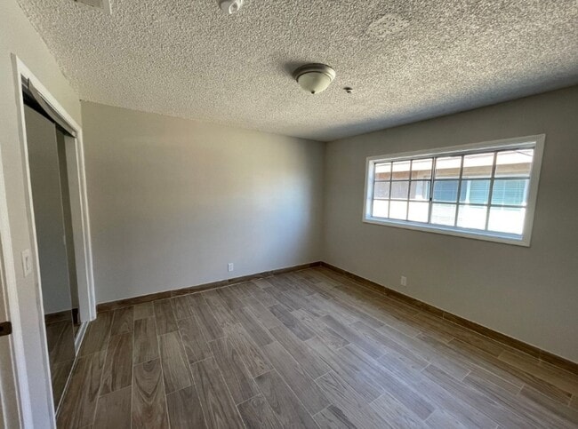 Photo - 2012 E 73rd St Townhome