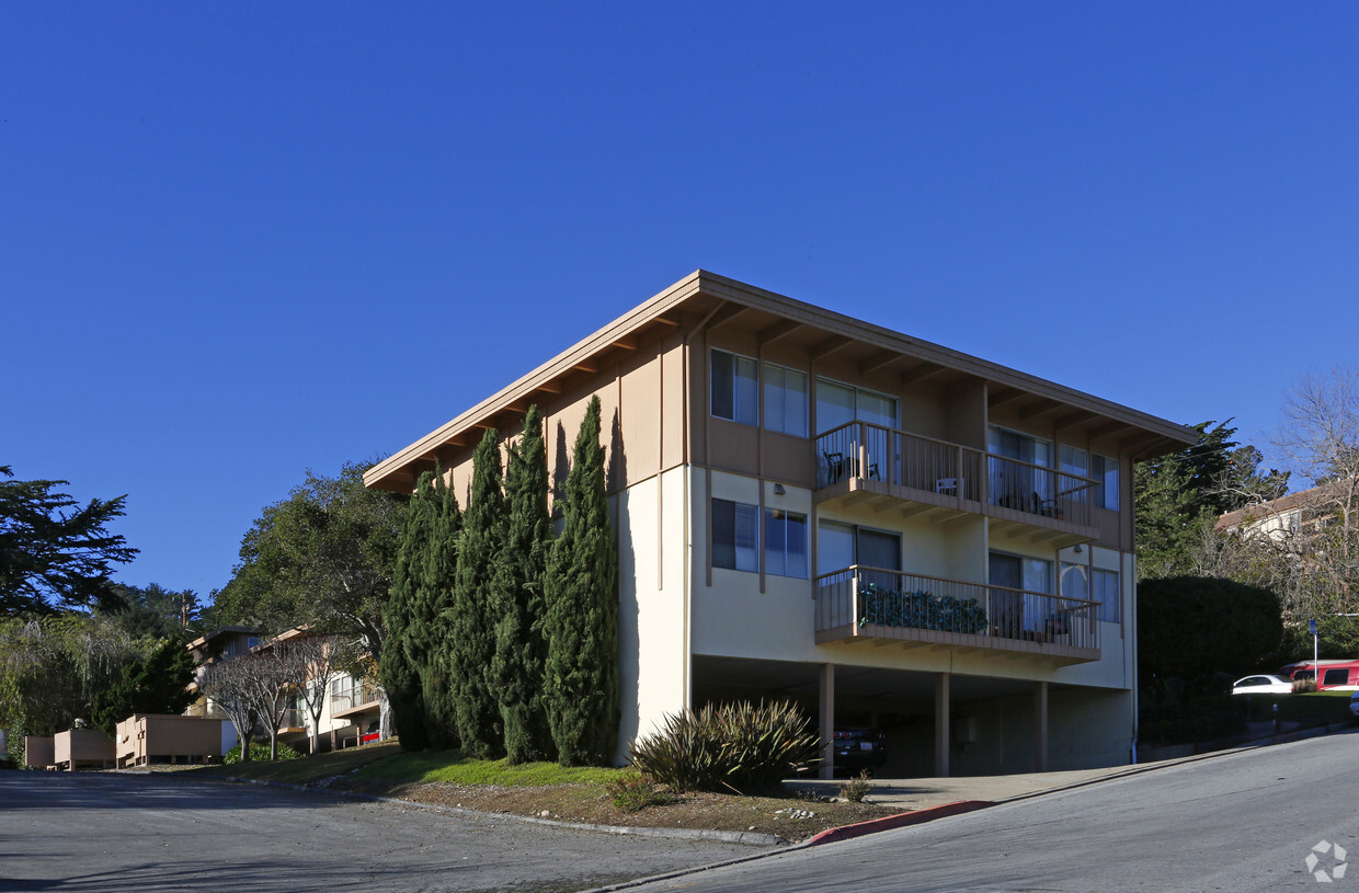 Primary Photo - Palo Verde Apartments