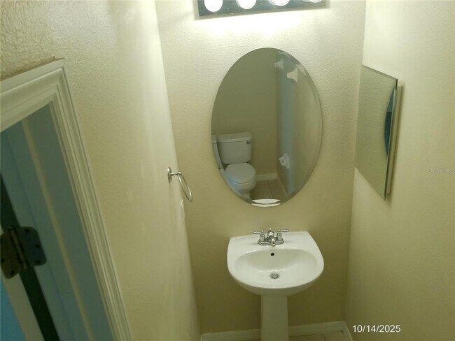 Foto del edificio - 6376 Sedgeford Dr