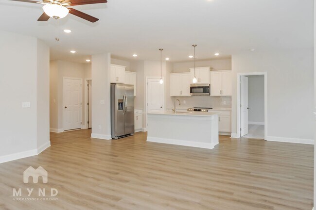 Foto del edificio - 219 Pine Is Ave