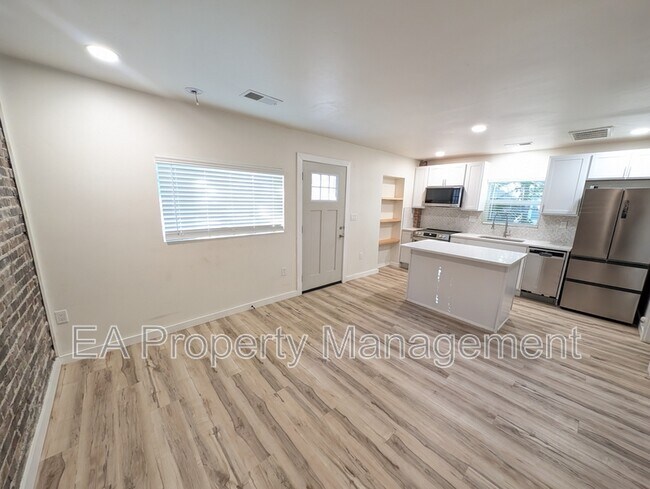 Foto del edificio - 810 13th St NW