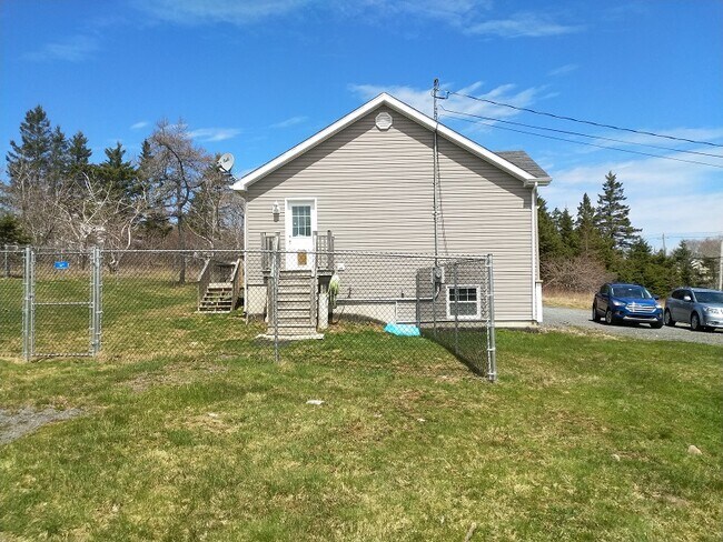 Photo du bâtiment - 1331 Old Sambro Rd