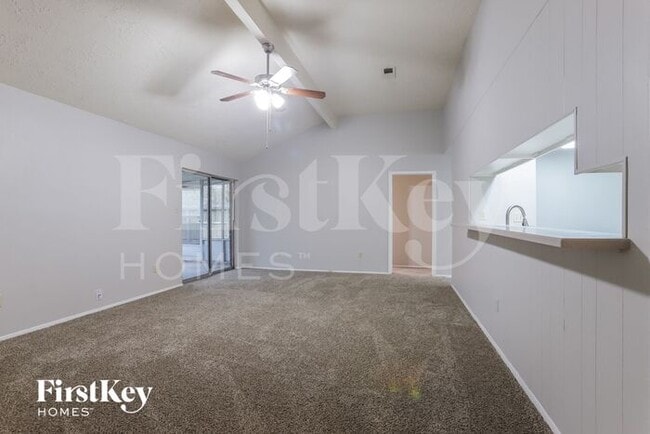 Building Photo - 6114 Knotty Post Ln