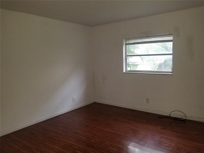 Foto del edificio - 5080 SW 64th Ave