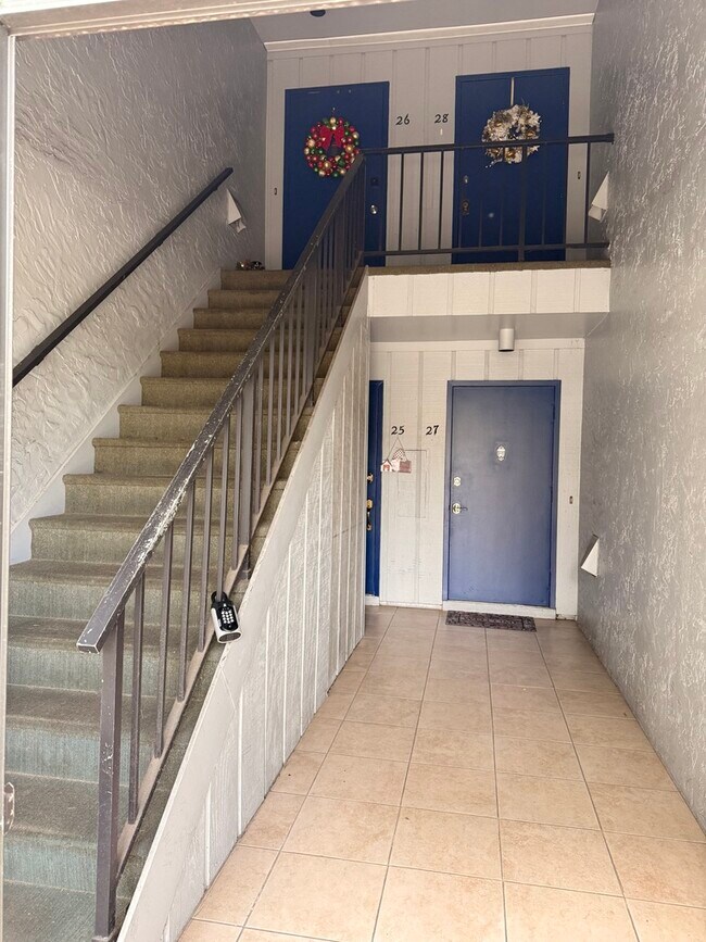 Folleto de marketing de 111 E 27th St en alquiler - 40 Sheoah Blvd