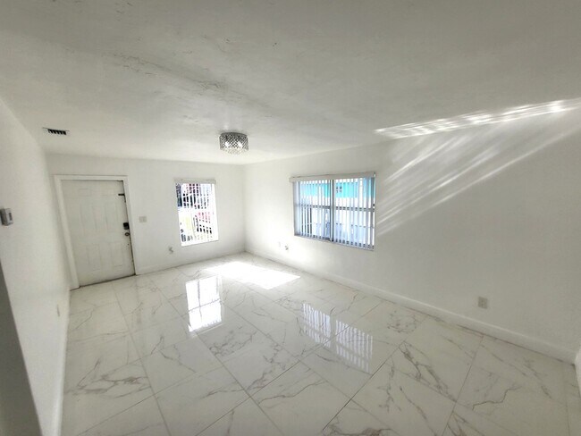 Foto del edificio - 18725 SW 100th Ave