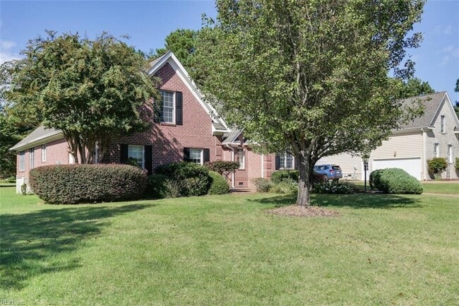 Foto del edificio - 5102 Waterford Pl