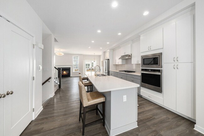 Foto del edificio - 2891 Rayfield Ave