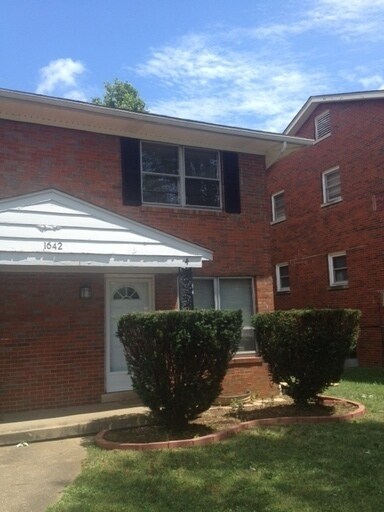 Foto principal - Gardenside. 2-Story Townhouse with Garage ...