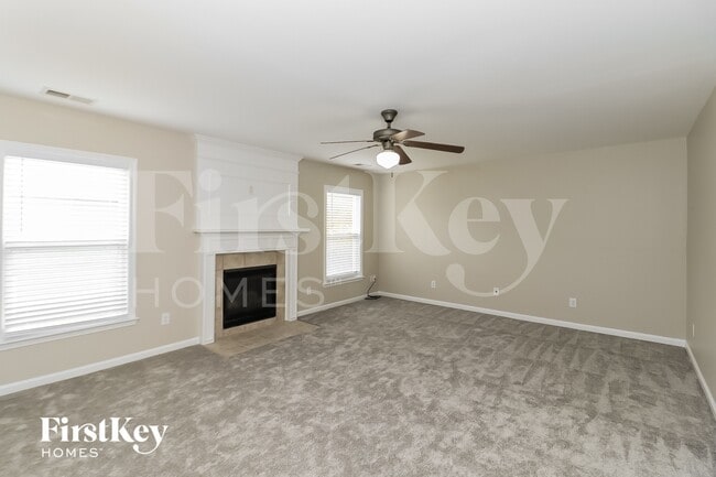 Foto del edificio - 4543 Gapstow Bridge Ln