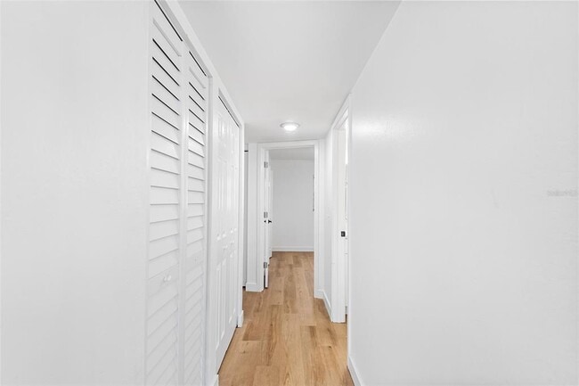 Foto del edificio - 555 62nd St S