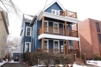 Building Photo - 58 Mansfield St