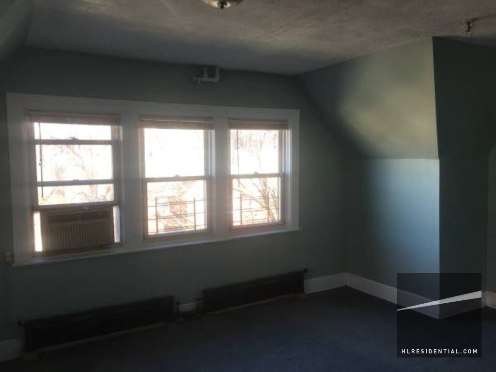 Foto del edificio - 3442 84th St