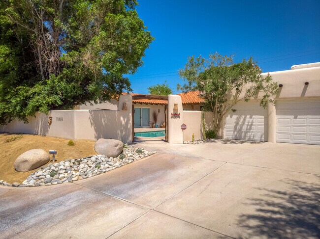 Foto del edificio - 78690 Starlight Ln