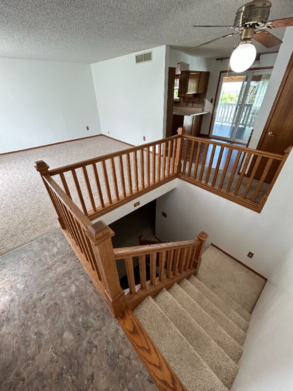 Foto del edificio - 1307 3rd West Hill Dr