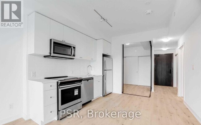 Photo du bâtiment - 2799 Kingston Rd