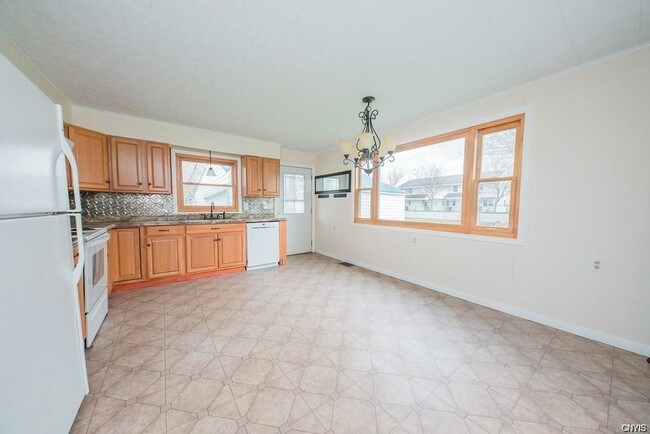 Foto del edificio - 8804 N Main St