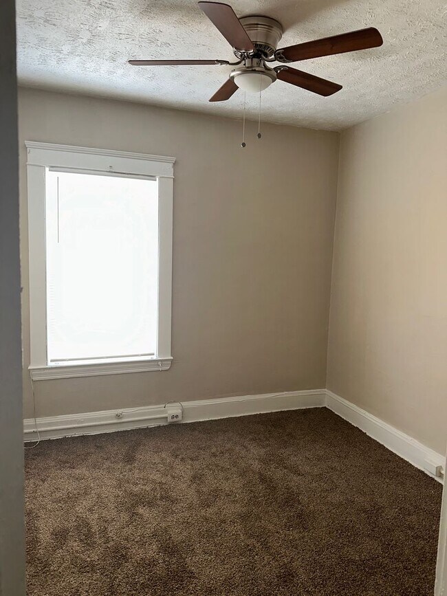 Building Photo - Nice Cossey apartment