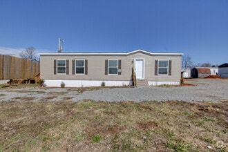 Building Photo - 295 Seays Rd