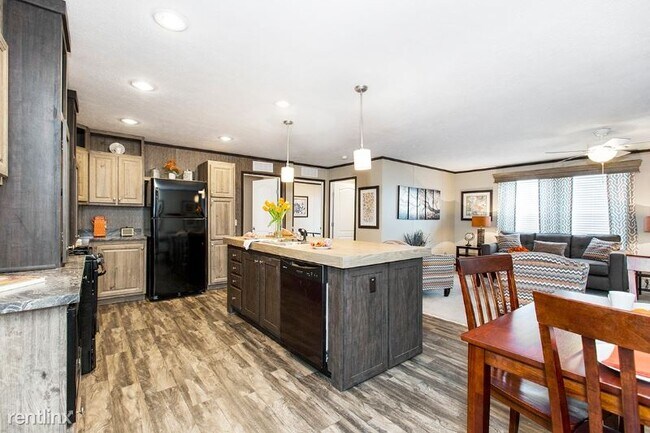 Building Photo - 3 br, 2 bath Mobile Home - 940 Boxwood Dr