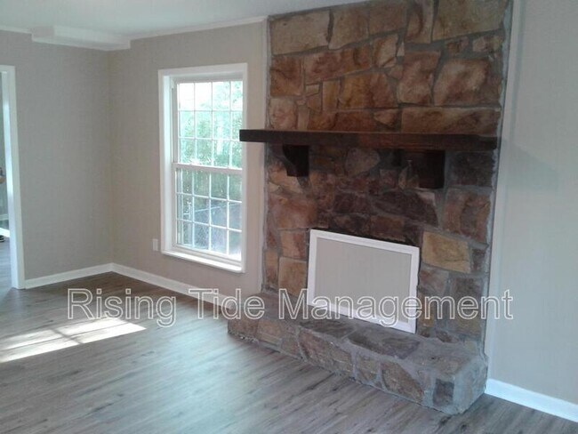 Foto del edificio - 600 Cahaba Manor Ln