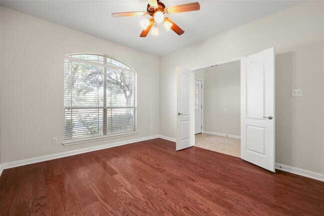 Foto del edificio - 715 Wood Mesa Ct