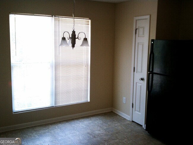 Building Photo - 8422 Carlington Ln
