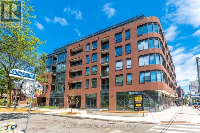 Photo du bâtiment - 5-405 Lakeview Ave