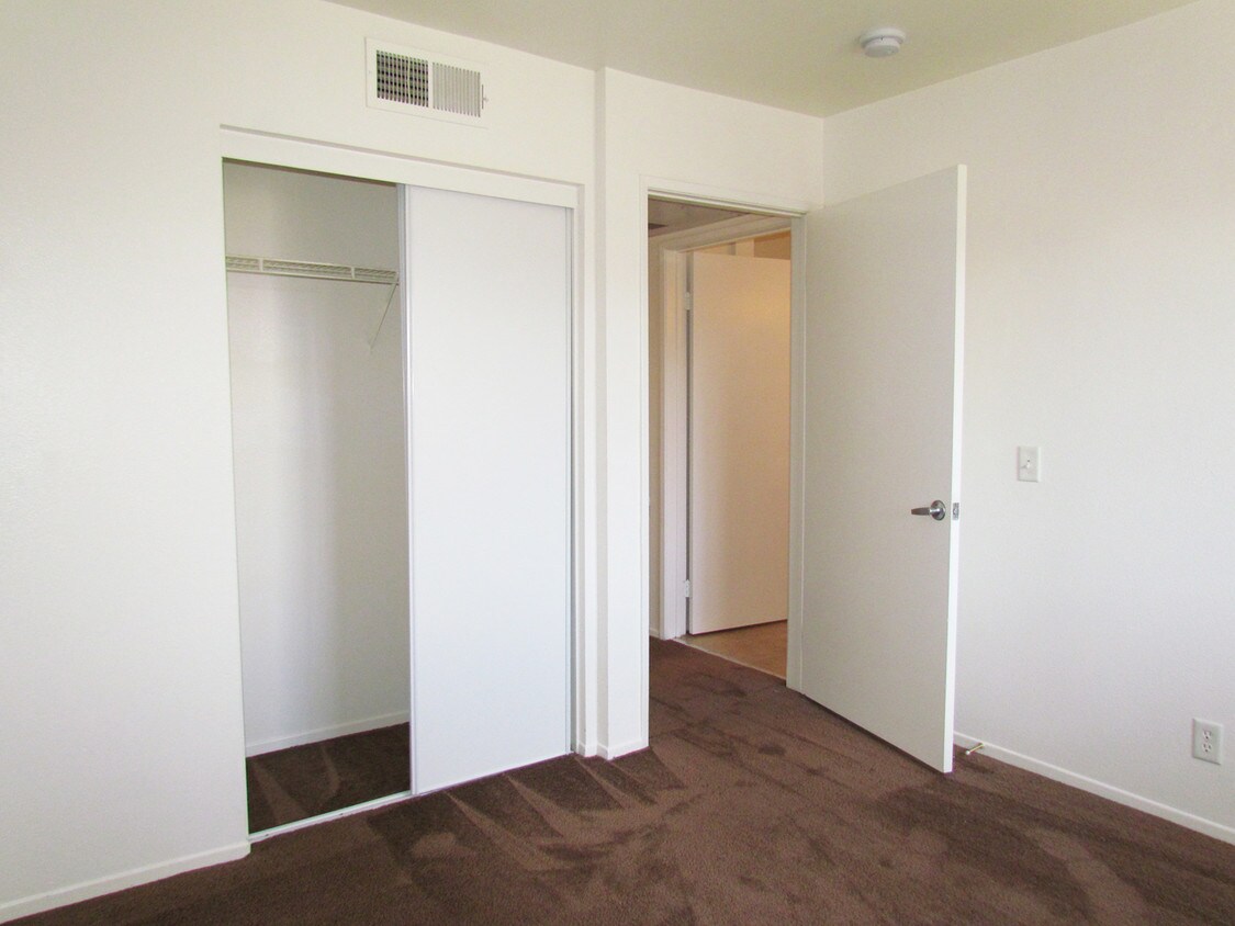 Casablanca Apartments Apartments in Palmdale, CA Westside Rentals
