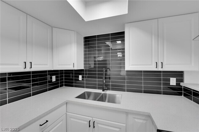 Building Photo - 3432 Aristos Ave