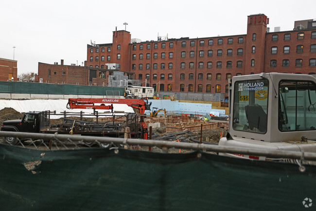 Building Photo - The Factory at 46