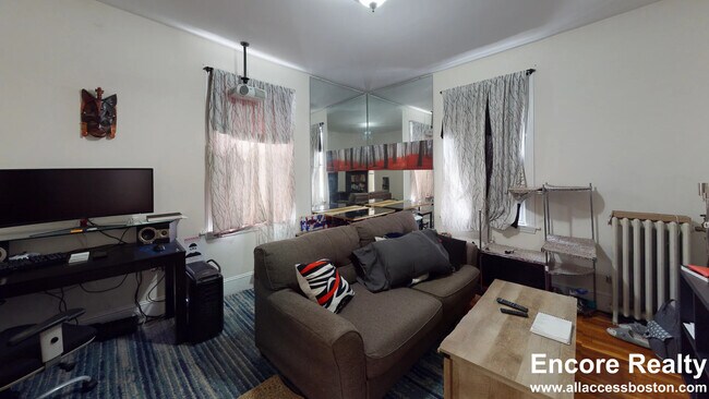 Building Photo - 22 Chiswick Rd