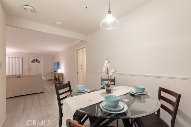 Building Photo - 161 Streamwood